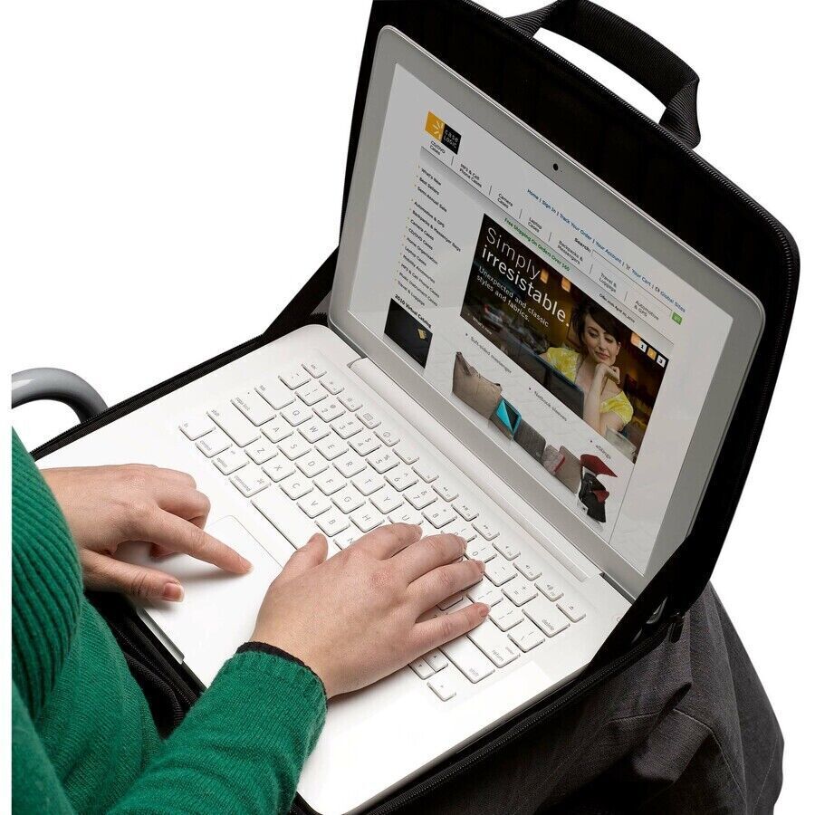 Case Logic 3201246 QNS-113 13.3" Notebook Carrying Case EVA Foam Mold Body BLACK