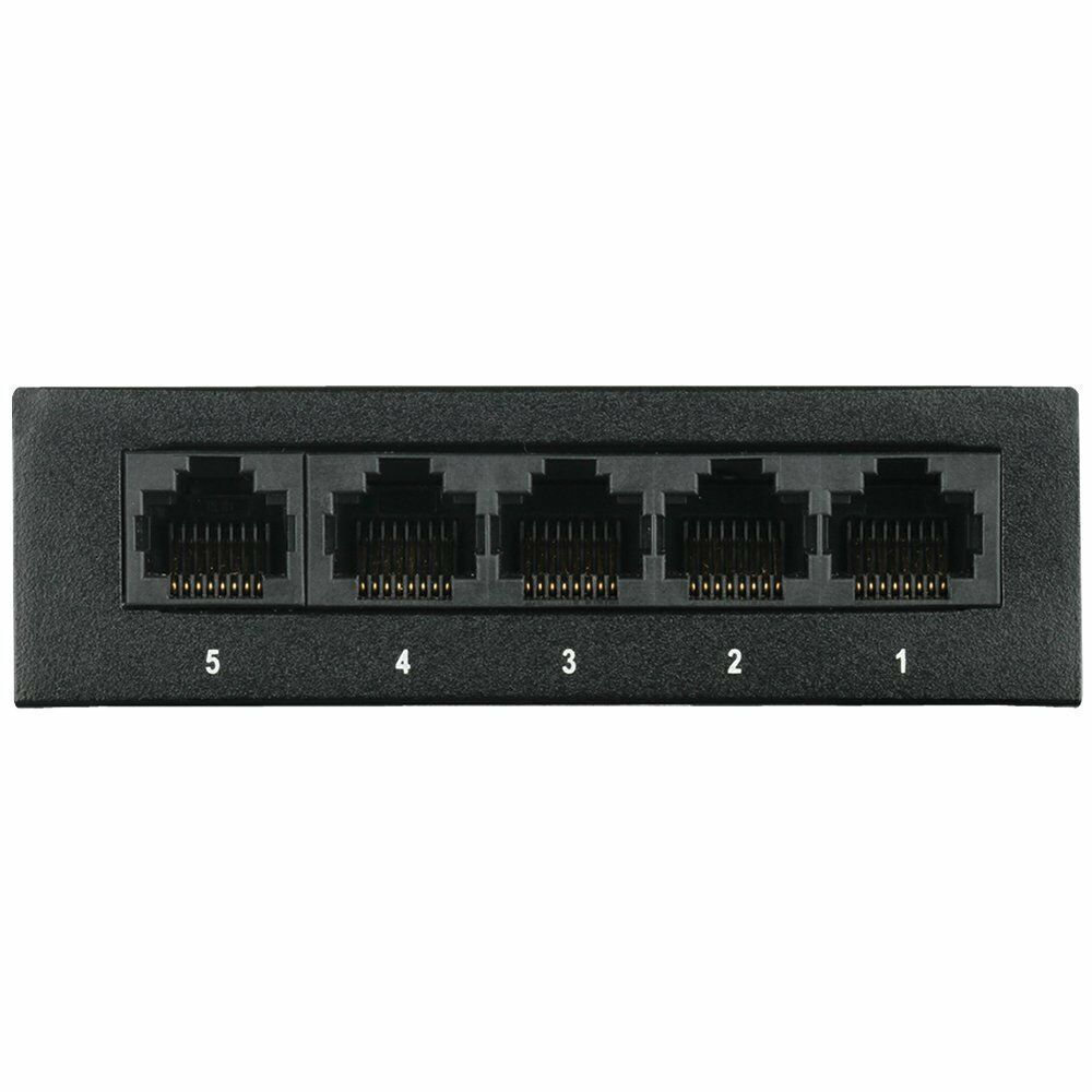 D-Link GO-SW-5GE 5-Port Gigabit Ethernet Unmanaged Metal Body Desktop Switch