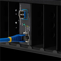 StarTech MCM10G6SSFP 10GbE Multi-Gigabit Open SFP+ Fiber Media Converter