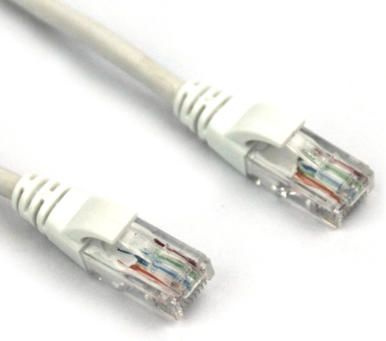 VCOM NP511-5-WHITE - Patch cable - RJ-45 (M) to RJ-45 (M) - 5 ft - UTP - CAT 5e